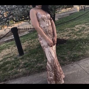 Prom or special occasion dress!! 💃🏻